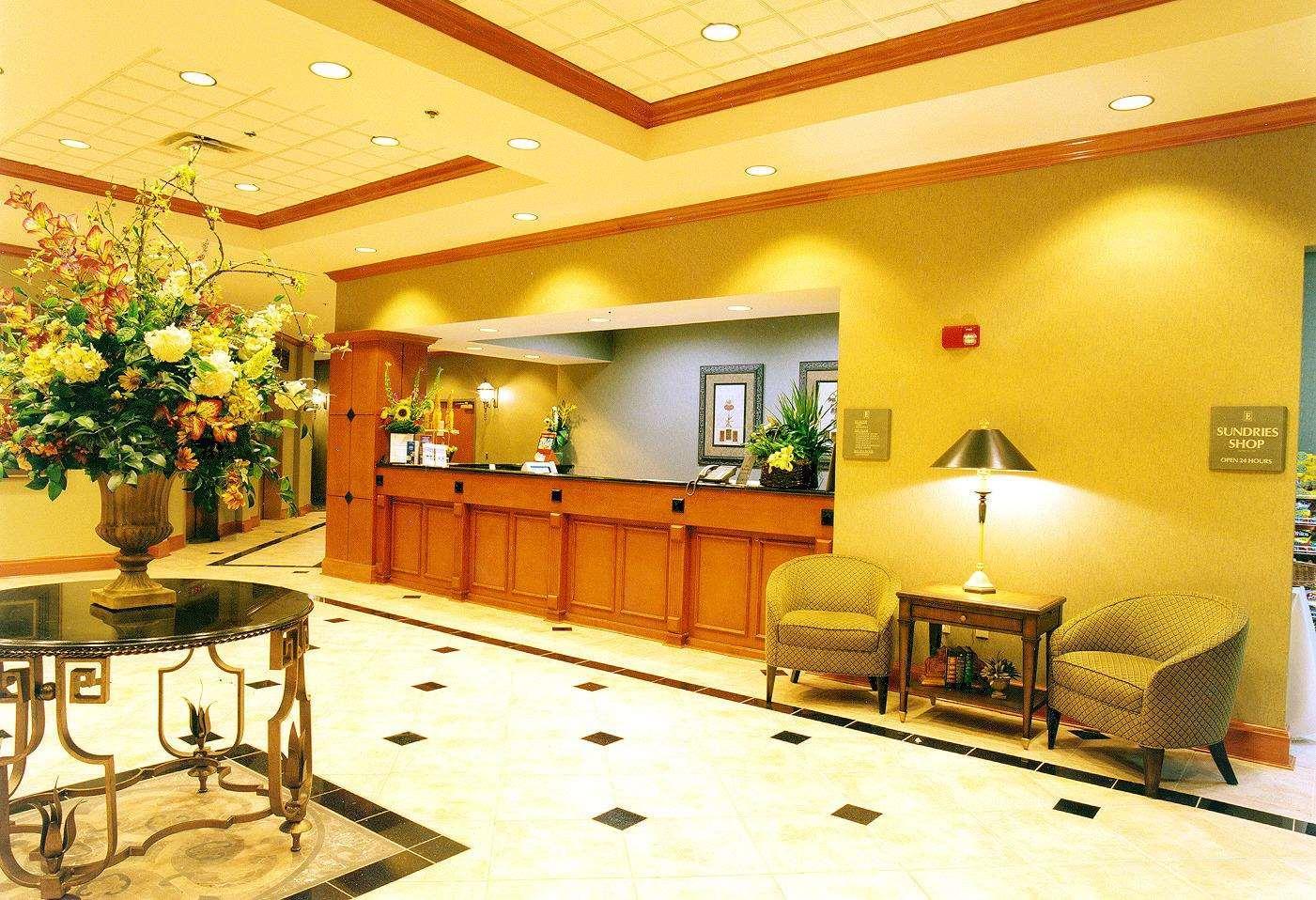 Embassy Suites Nashville - At Vanderbilt Екстер'єр фото
