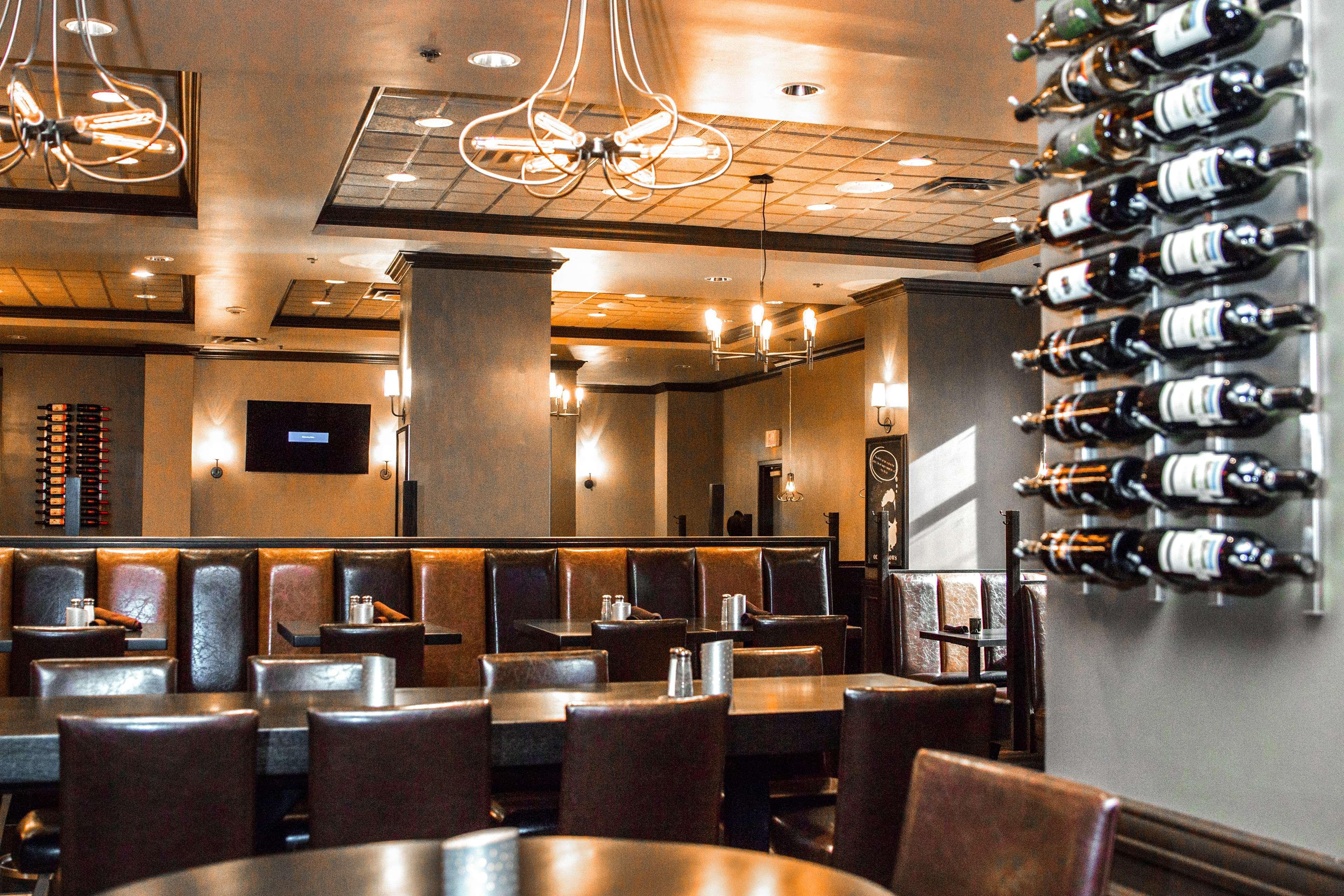 Embassy Suites Nashville - At Vanderbilt Екстер'єр фото
