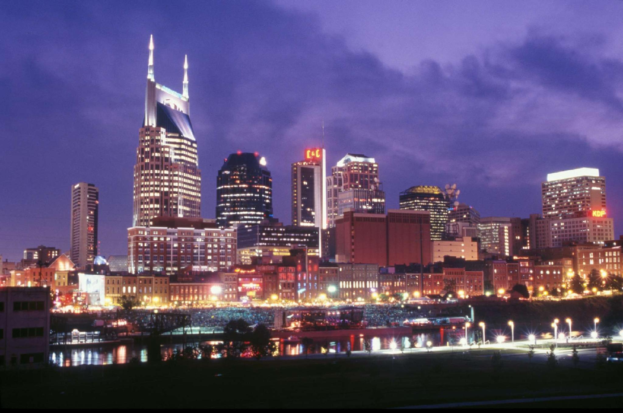 Embassy Suites Nashville - At Vanderbilt Екстер'єр фото
