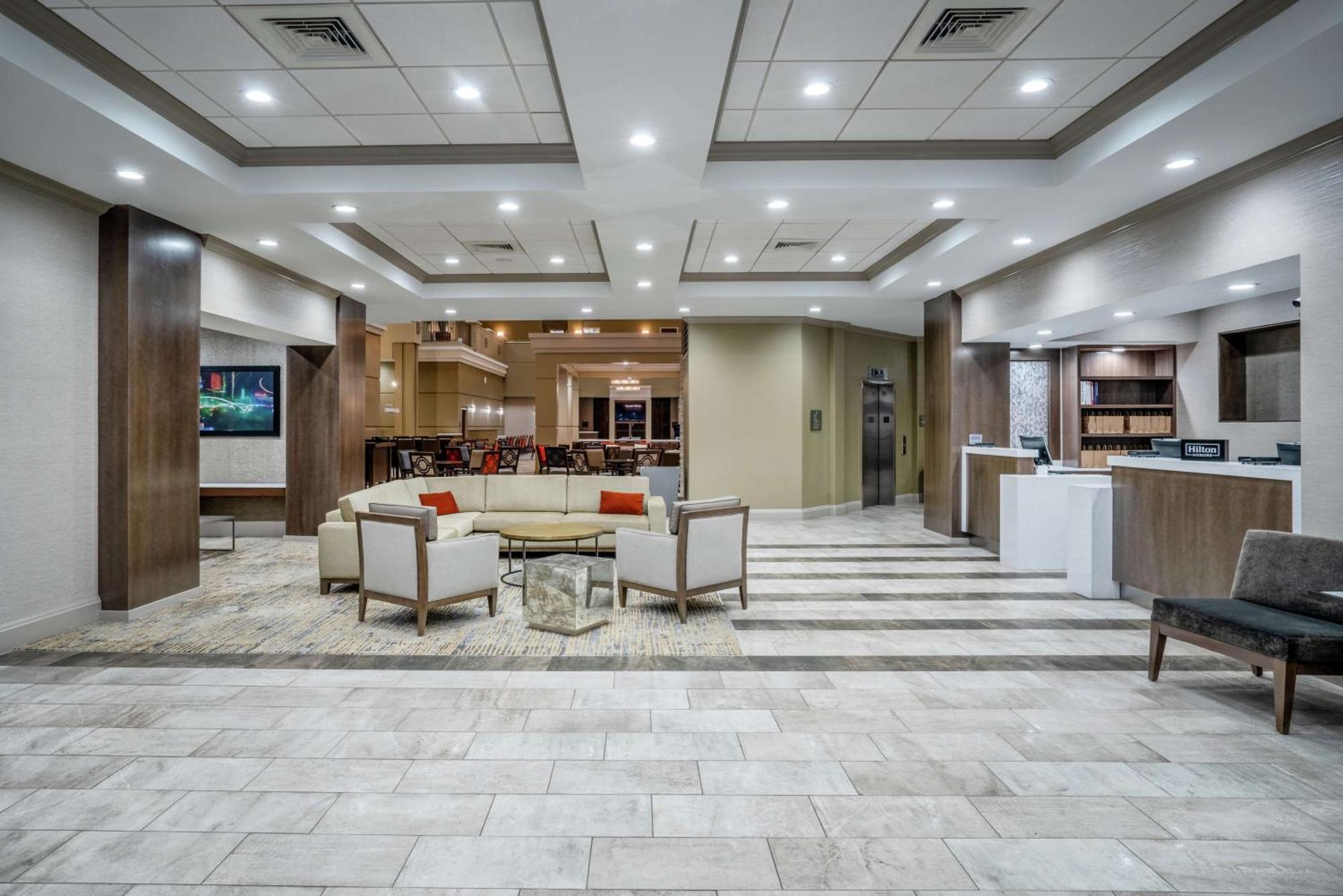 Embassy Suites Nashville - At Vanderbilt Екстер'єр фото